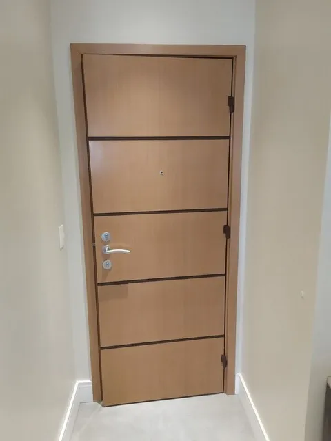 Porta blindada para apartamento